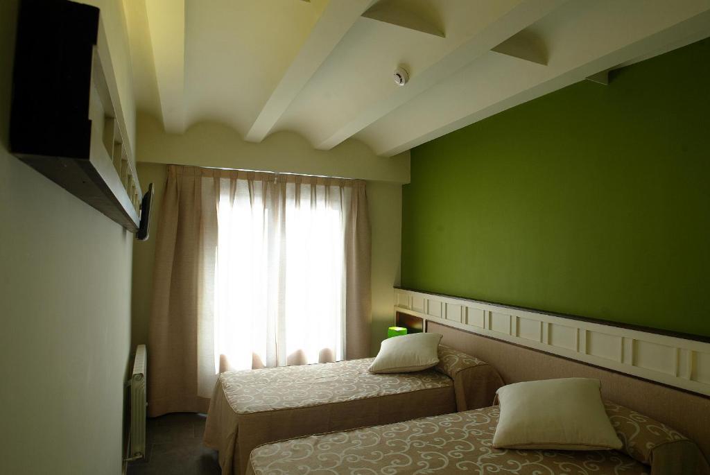 Hotel La Fonda Moreno Morella Room photo